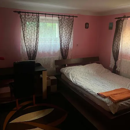 Na Ustrzyckiej Apartment *